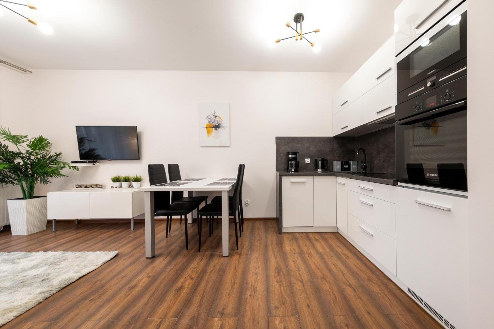 Sunny Bliss Polanki Klonowa, 350m Beach, Pool, Sauna, Gym