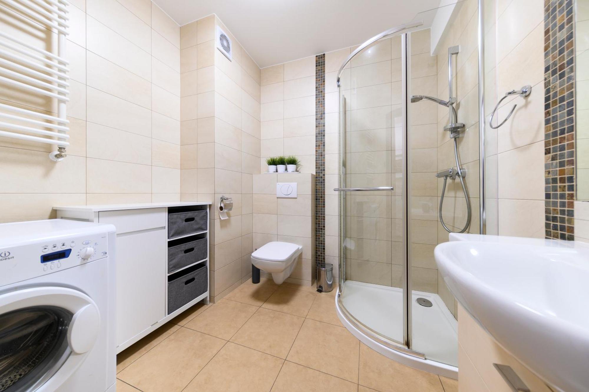 Sunny Bliss Polanki Klonowa, 350m Beach, Pool, Sauna, Gym Apartment Kolberg